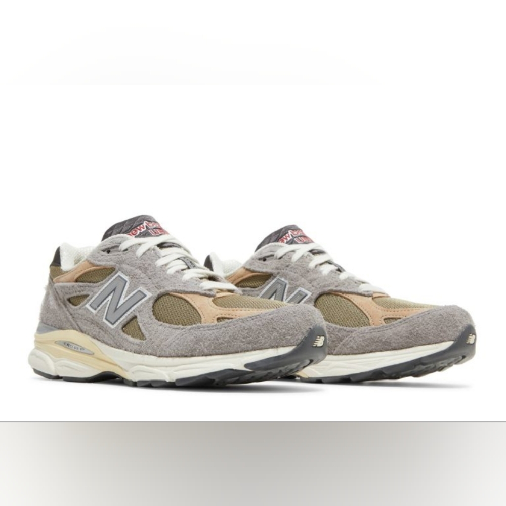 New Balance x Teddy Santis 990v3